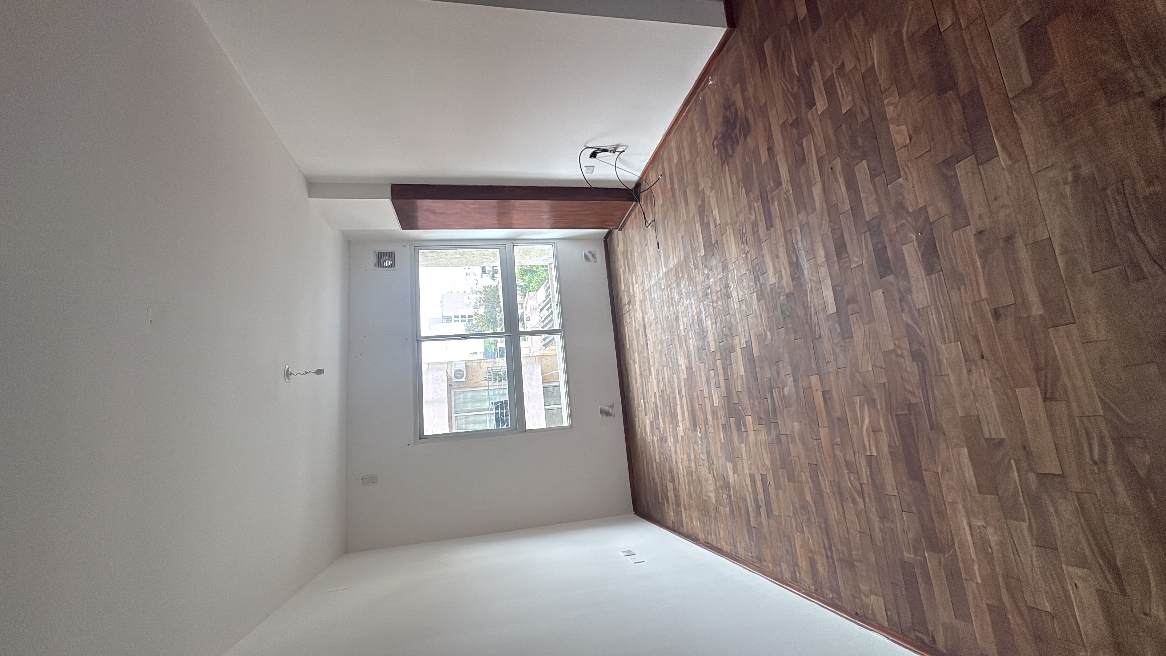 Se vende departamento centrico de 2 dormitorios.